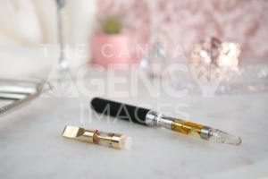 Marijuana Vape Pen with Concentrate Luxury Cannabis - The Cannabiz Agency